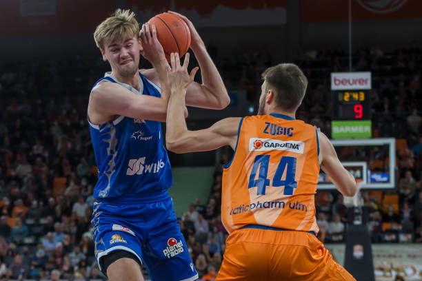 旧延续了高 旧延续了高