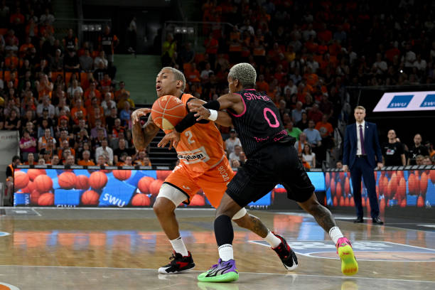 发五人往往 发五人往往