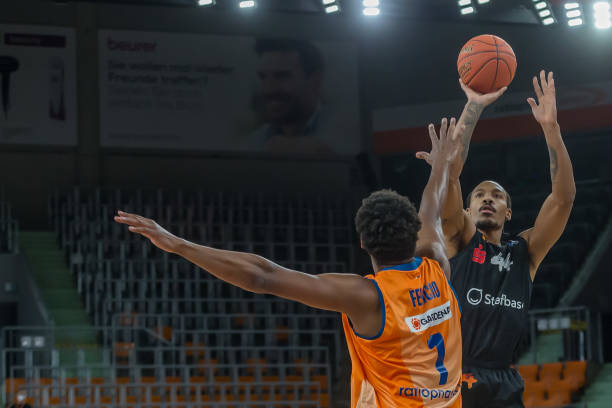 场贡献了全 场贡献了全