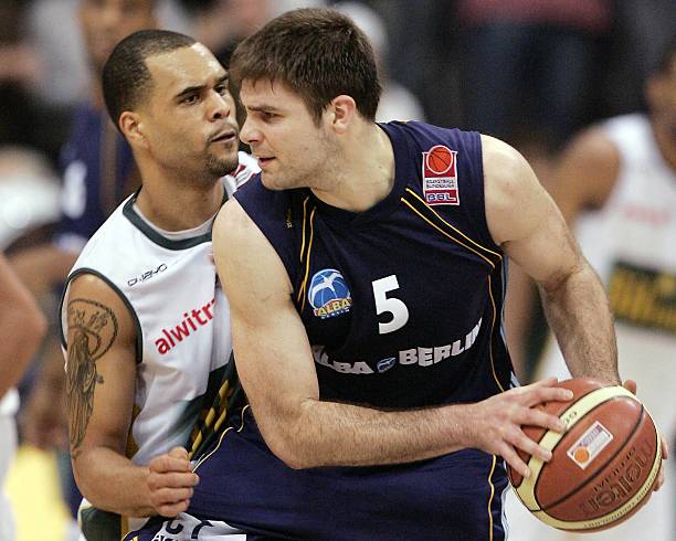 不仅需要 不仅需要